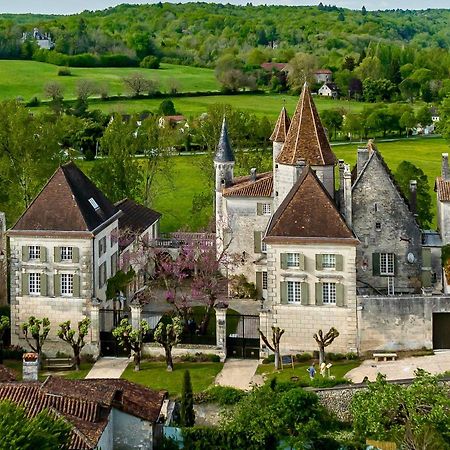 Chateau Des Senechaux, Bourdeilles Buitenkant foto