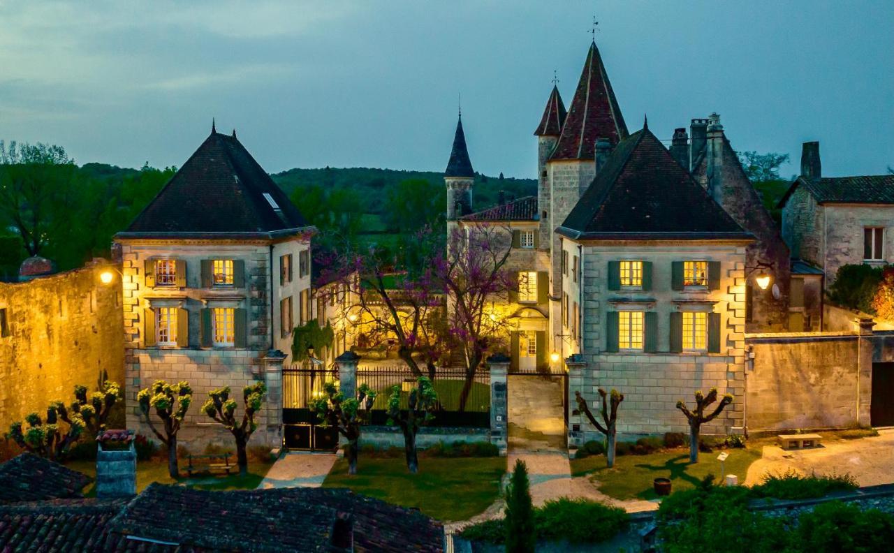Chateau Des Senechaux, Bourdeilles Buitenkant foto
