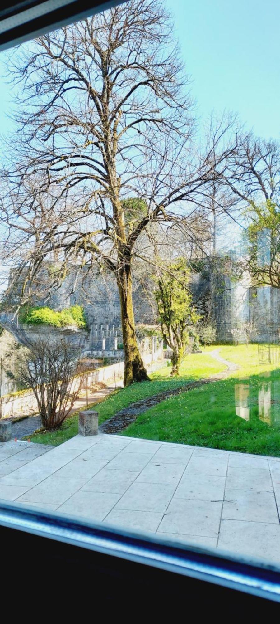 Chateau Des Senechaux, Bourdeilles Buitenkant foto